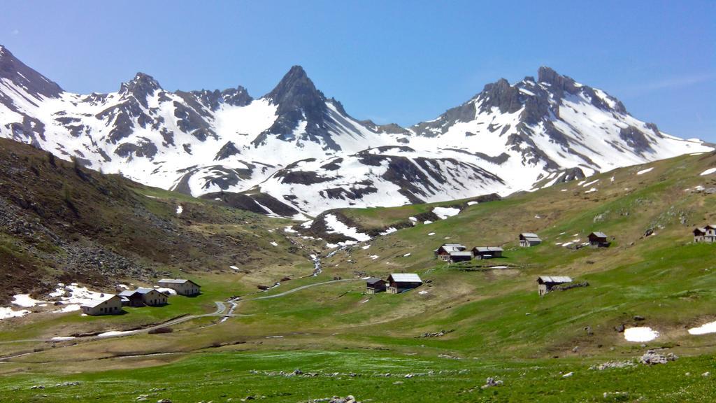 Le Chalet Viso Арвию Екстериор снимка